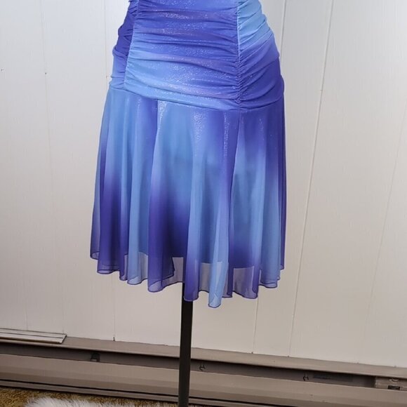 Le Chateau Blue and Purple Ruched Taylor Swift inspired Halter Dress - Picture 6 of 12